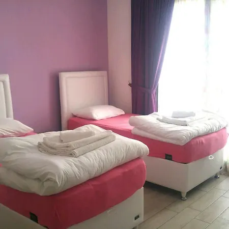 Derin Butik Сигаджик