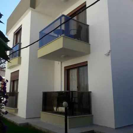 Derin Butik מלון