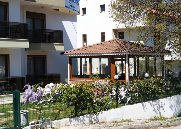 Derin Butik * Siğacık